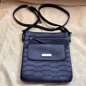 Nautica shoulder or cross body purse🌸👛